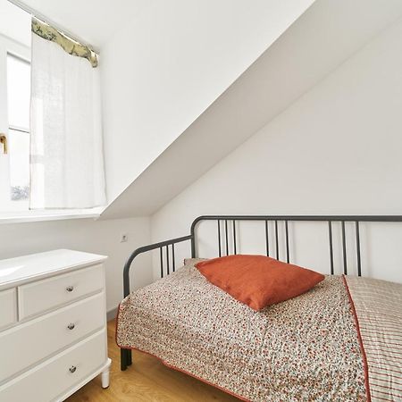 Modern Two-Bedroom Apartment, Vilnius City Centre Extérieur photo