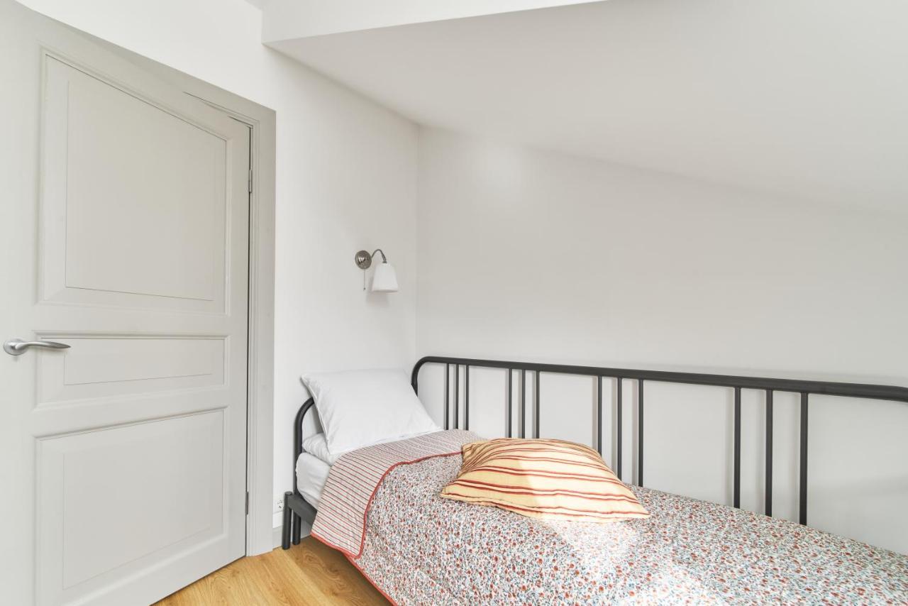 Modern Two-Bedroom Apartment, Vilnius City Centre Extérieur photo